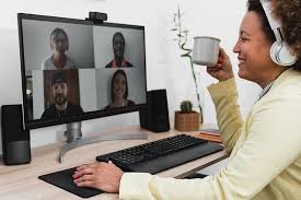 Is It Safe to Chat with Strangers Online?